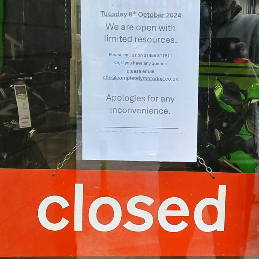 Completely Closed Motorbike Mad .com